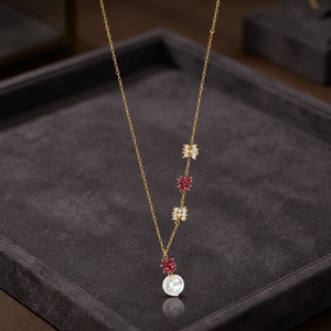 Collar Personalizado Chapado en Rodio con Colgante Grande de Moneda, Perlas y Zafiros, Cadena de Eslabones, Joyería de Lujo para Mujer, Regalo Nupcial - Product Image 6