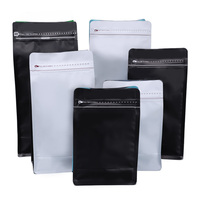 Voedselveilige platte bodem pouch met ritssluiting, vochtbestendig, voor koffie, thee, noten, gedroogd fruit en snacks.