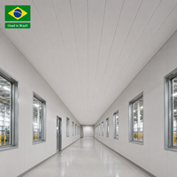 Paneles y Azulejos de Techo de PVC Modernos Blancos con Estampado en Caliente, Impermeables, Ignífugos e Insonorizantes para Decoración de Hoteles, Oficinas y Hogares