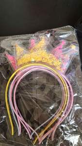 Diadema de Plástico con Corona de Princesa y Lentejuelas para Niñas y Bebés, Diseño de Arena Movediza, Accesorios para el Cabello para Fiestas Infantiles, Famosa en Internet - Product Image 3