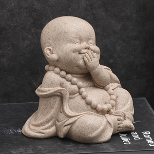 Adorabile Statuetta di Monaco in Resina Ispirata allo Zen - "Non veder niente, non udere niente, non dire niente" con Buddha Sorridente, Perfetta per Interni - Product Image 6