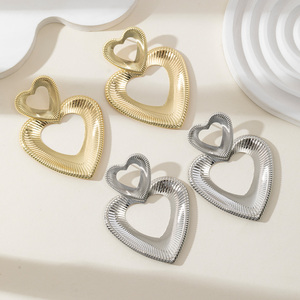 <span class=keywords><strong>Pendientes</strong></span> colgantes de mujer en forma de corazón de metal vintage, <span class=keywords><strong>pendientes</strong></span> largos geométricos de <span class=keywords><strong>oro</strong></span> exagerado, joyería - Product Image 1