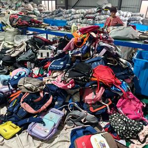 Bolsas Escolares Usadas al por Mayor <span class=keywords><strong>para</strong></span> Niños, Fardos <span class=keywords><strong>de</strong></span> Bolsas Infantiles <span class=keywords><strong>de</strong></span> <span class=keywords><strong>Segunda</strong></span> <span class=keywords><strong>Mano</strong></span> <span class=keywords><strong>de</strong></span> Marca - Product Image 2