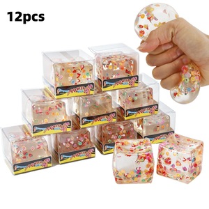 Nuevo Juguete Antiestrés de Maltosa con Forma de Cubo de Fruta, Suave, Divertido y Rebotador, Venta al Por Mayor - Product Image 4