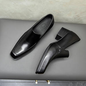 Zapatos de Hombre de Piel Auténtica con Punta Cuadrada, Zapatos con Tacón Elevado de 5 cm, Zapatos de Hombre Modernos en Color Marrón y Negro - Product Image 3