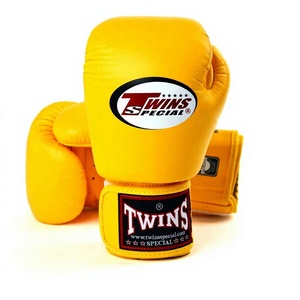 Gants de boxe Sanda TWINS sur mesure, qualité supérieure, cuir de vache véritable, sangle de poignet réglable, fermeture à boucle et crochet. - Product Image 1