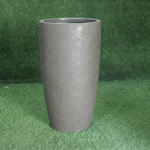 Maceta Clásica Moderna KNT Creations, Textura Rugosa, para Jardín Interior y Exterior, Fibra de Vidrio, Tallada a Mano, Duradera - Product Image 1