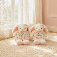 Peluche Lapin Ultra Doux Personnalisé en Gros, Modèle Floral avec Longues Oreilles et Nœud Assorti, Cadeau Premium pour Enfants