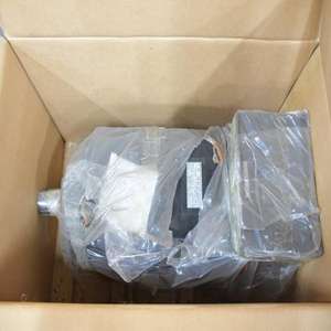 1 Pezzo Nuovo di Zecca Originale Ltd. Motore Mandrino AC A06b-0868-b2003000 PLC - Product Image 1