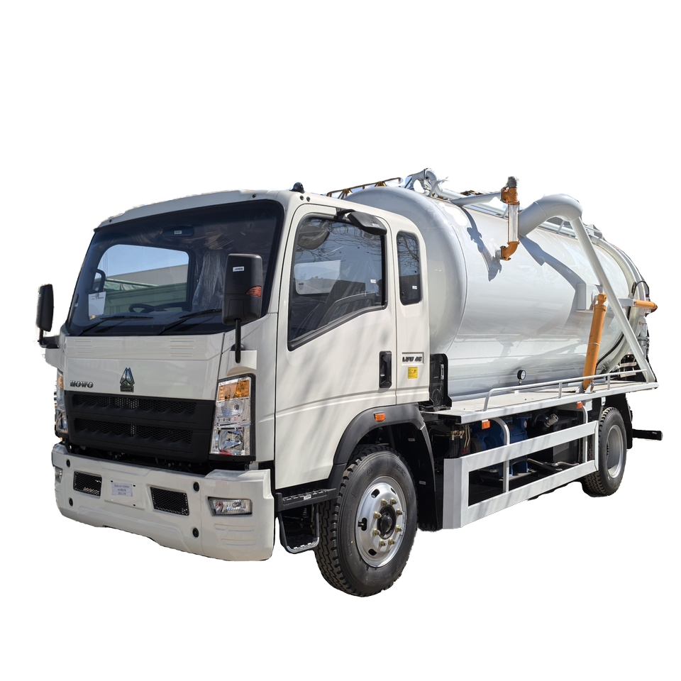 SINOTRUK HOWO 10 CBM Yuchai Engine YC4E140-33 140HP 4X2 RHD Cargo Sewage Suction Truck