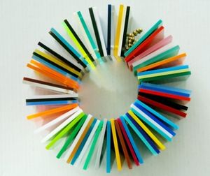 Inserts de tableau de bord à commande tactile intégrés en feuille acrylique colorée en titane brossé pour véhicules concepts - Product Image 1