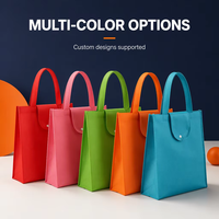 Sac fourre-tout pliable personnalisé en RPET laminé non tissé avec bandoulière, écologique et recyclé, vente en gros