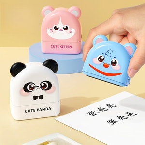Timbres de jouets de nom flottant du monde de l'eau avec porte-clés tampon Flash en plastique pour l'utilisation des enfants au bureau - Product Image 6