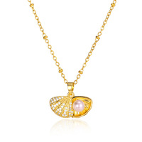 Collier pendentif en forme de coeur en acier inoxydable PVD or 18 carats imperméable et non terni avec breloque d'amour en trois dimensions