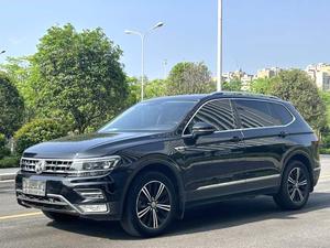 Volkswagen <span class=keywords><strong>Tiguan</strong></span> L 330TSI automatique, édition confort, SUV panoramique avec sièges en cuir, spacieux, d'<span class=keywords><strong>occasion</strong></span>, <span class=keywords><strong>2019</strong></span>-2024 - Product Image 2