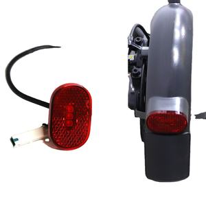 Nouveau <span class=keywords><strong>feu</strong></span> <span class=keywords><strong>arrière</strong></span> LED rouge, <span class=keywords><strong>feu</strong></span> stop, <span class=keywords><strong>feu</strong></span> de freinage, <span class=keywords><strong>feu</strong></span> d'avertissement pour scooter électrique <span class=keywords><strong>Xiaomi</strong></span> <span class=keywords><strong>Pro</strong></span>/<span class=keywords><strong>Pro</strong></span> <span class=keywords><strong>2</strong></span> - Product Image 1