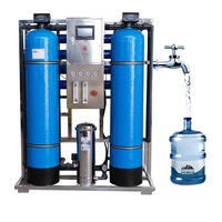 Usine de traitement d'eau par osmose inverse automatique en PRV et acier inoxydable, personnalisée en usine, avec système de filtration RO, PLC et UV