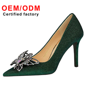 Nuovo arrivo décolleté in camoscio di lusso leggero da donna stile europeo americano con fiocco di diamanti tacchi alti Super tacchi alti <span class=keywords><strong>scarpe</strong></span> singole - Product Image 3