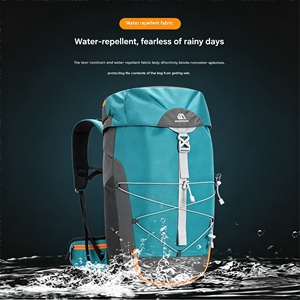 Mochila de Senderismo con Compartimento <span class=keywords><strong>para</strong></span> Bolsa de Hidratación, Salida de Agua Lateral, Anillas <span class=keywords><strong>para</strong></span> Bastones de Trekking, Almohadilla de Esponja Gruesa y Compartimento Expandible <span class=keywords><strong>para</strong></span> Laptop - Product Image 6
