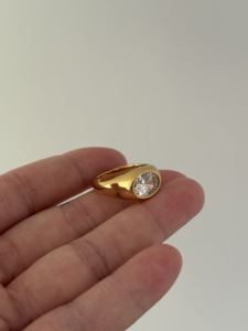 Anillo Geométrico de Acero Inoxidable con Zirconia, Chapado en Oro de 18K, Antideslustre, Joyería Clásica, Sencilla, Moderna y Elegante, Certificado AIGS - Product Image 4