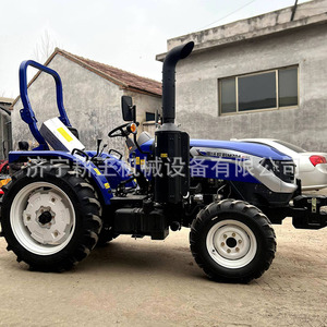 Tractor de Ruedas Lever M704 2H, 70 Hp, Transmisión por Engranajes, Uso Agrícola, 4x4, Azul - Product Image 1