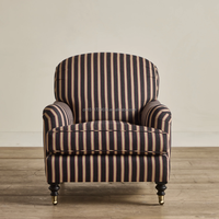 Fauteuil de salon classique et confortable en lin rembourré avec repose-pieds ottoman, style français, dossier capitonné, fauteuil de salon sur roulettes