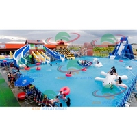 Parc aquatique gonflable géant avec toboggan, pour adultes