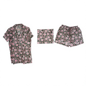 ชุดเสื้อผ้าใส่อยู่บ้านกางเกงขาสั้นผ้าฝ้าย100% น้ำหนักเบาพิมพ์ลายดอกไม้ชุดใส่อยู่บ้านสำหรับฤดูใบไม้ร่วง - Product Image 1
