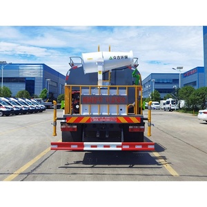 รถบรรทุกถังน้ำ Dongfeng 4X2 พวงมาลัยซ้าย/ขวา ที่เชื่อถือได้ สำหรับการขนส่งน้ำอุตสาหกรรม การล้างถนน และการควบคุมฝุ่น - Product Image 4