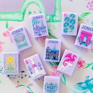 Fichas de Mahjong de Lujo OEM/OBM en Morado Pastel, 160 Piezas, Diseño de Torre Eiffel en Acrílico, Regalos Perfectos para Despedidas de Soltera - Product Image 4