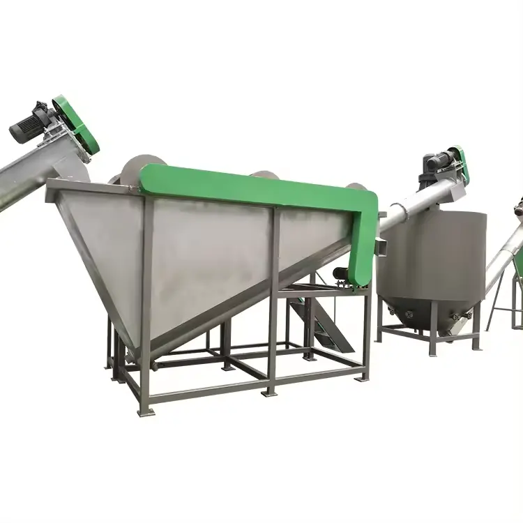 Machines de recyclage du plastique Concassage de bouteilles en PET Lavage Séchage Ligne de recyclage