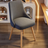 Chaise de salle à manger au design moderne, durable et stable, avec cadre en bois massif et dossier en cuir, pour la maison et l'hôtellerie
