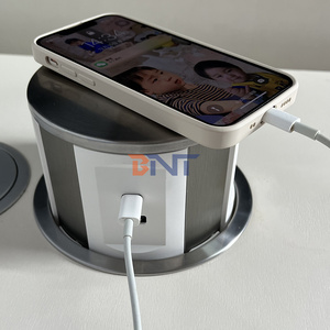 Ổ Cắm Bảng Mạch Mở Rộng Điện Sử Dụng Để Bàn Văn Phòng Với Ổ Cắm Thông Dụng 9Ac 4 USB-A 1 Cổng USB-C Và Ổ Cắm Tháp Nhiều Phích Cắm - Product Image 2