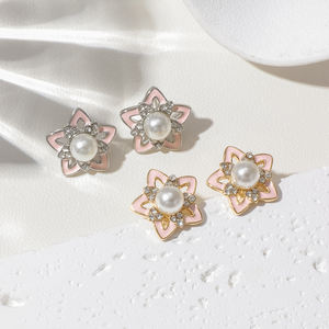 Dulce elegante aleación chapado en oro estrella Stud pendientes Rosa esmalte <span class=keywords><strong>perla</strong></span> diamantes <span class=keywords><strong>de</strong></span> imitación diario Casual pendientes para mujeres jóvenes - Product Image 5