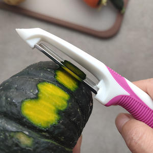 Lot de 3 éplucheurs antidérapants en acier inoxydable pour légumes et fruits (carottes, pastèques, pommes de terre, pommes, poires) (vert, bleu, blanc) - Product Image 4