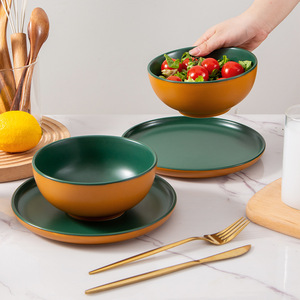 Service de vaisselle en céramique de Chaozhou, vert à l'intérieur et jaune à l'extérieur, assiettes et bols réutilisables pour usage domestique - Product Image 1