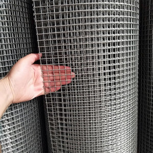 Rollos de malla de alambre soldado de primera calidad Red de cercado de acero recubierto de PVC galvanizado para cercas de pollo y aplicaciones de construcción de servicio pesado - Product Image 3