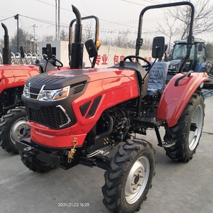 Tractor de Ruedas 4x4 de 25 HP, el Más Pequeño, con Motor y Sistema de Caja de Cambios, Alta Productividad para Uso Agrícola o en Huertos - Product Image 2