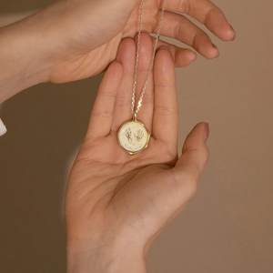 Collar personalizado para recién <span class=keywords><strong>nacido</strong></span>, joyería con huella <span class=keywords><strong>de</strong></span> acero inoxidable 316l, chapado en <span class=keywords><strong>oro</strong></span> <span class=keywords><strong>de</strong></span> 18K PVD, collar impermeable para Baby Shower, regalo para madres - Product Image 6