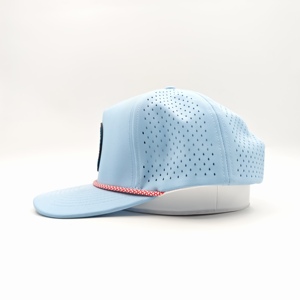 Gorra de golf Pristine Standard de 5 paneles con logo de silicona personalizado, sombrero vintage con cuerda, MOQ bajo, etiqueta de goma texturizada OEM, ropa deportiva para la cabeza - Product Image 5