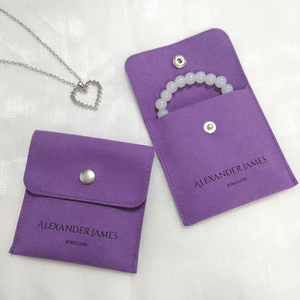 Nuevo Estuche para Joyas de Microfibra de Gamuza Color Marfil con Cierre a Presión y Logotipo Personalizado, con Caja y Almohadilla Interior para Regalo - Product Image 3