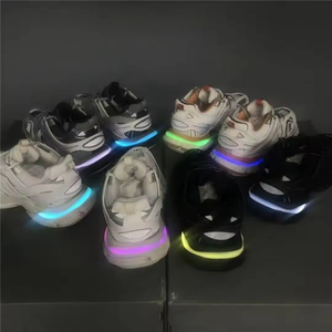 Zapatillas Deportivas con Cordones LED Track 3.0 de Alta Calidad, Tendencia 2025, para Hombre y Mujer, Estilo Vintage Casual, Parte Superior de Cuero Genuino - Product Image 2