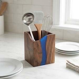 Portautensili da Cucina <span class=keywords><strong>in</strong></span> <span class=keywords><strong>Legno</strong></span> di Noce Nero e Resina Epossidica Serie River Shape di Natural House per Piano di Lavoro - Product Image 3