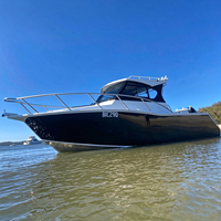 Bateau de pêche en eau salée en aluminium Profisher de 7,5 m (25 pieds) avec toit rigide en aluminium et bac à poissons vivants