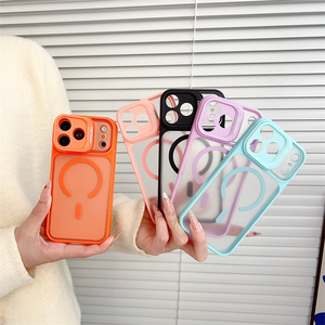 Coque de téléphone magnétique Candy Frosted avec support d'objectif et support de caméra pour iPhone 17 16 Pro Max, dos transparent mat - Product Image 2