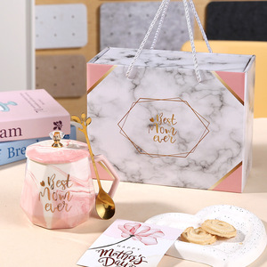 Cadeau pour la fête <span class=keywords><strong>des</strong></span> mères et les anniversaires, tasse à température constante 55°C avec couvercle et cuillère, compatible micro-ondes, style européen, ensemble cadeau - Product Image 3