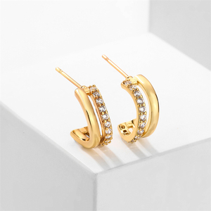 Boucles d'oreilles minimalistes RAKOL EP5577 plaquées or 18 carats en forme de lune avec zircon cubique, petites boucles d'oreilles pour femmes et filles pour les rendez-vous - Product Image 4