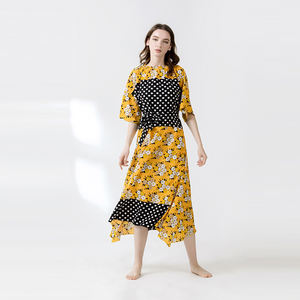 Modische Sommer Ladies'Flower 100% Polyester Kleider frauen Maxi Ärmellose Kleider - Product Image 3