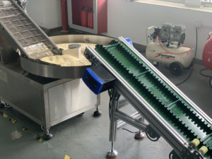 Nouvelle machine automatique multifonctionnelle 220V pour la fabrication de boules de dattes, production de dattes fourrées de qualité supérieure, en acier inoxydable 304 de haute qualité - Product Image 4