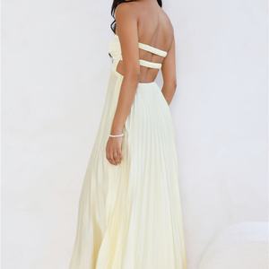 Vestido Maxi Plisado sin Tirantes Personalizado OEM, Vestido de Verano Fluido con Espalda Descubierta para Mujer - Product Image 4